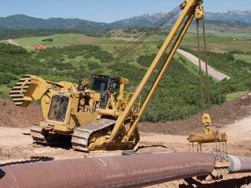 عمليات تطوير خطوط الأنابيب الممتدة لما يقرب من 2000 كم