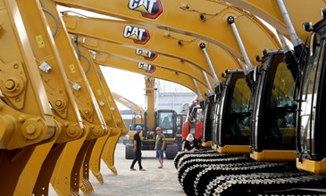 New construction equipment, Cat machinery, wheel loader, excavator, dozer, backhoe loader, bulldozer